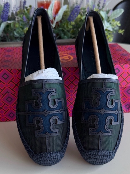 Tory Burch Shoes - NWT Tory Burch Navy and Green Logo Espadrilles